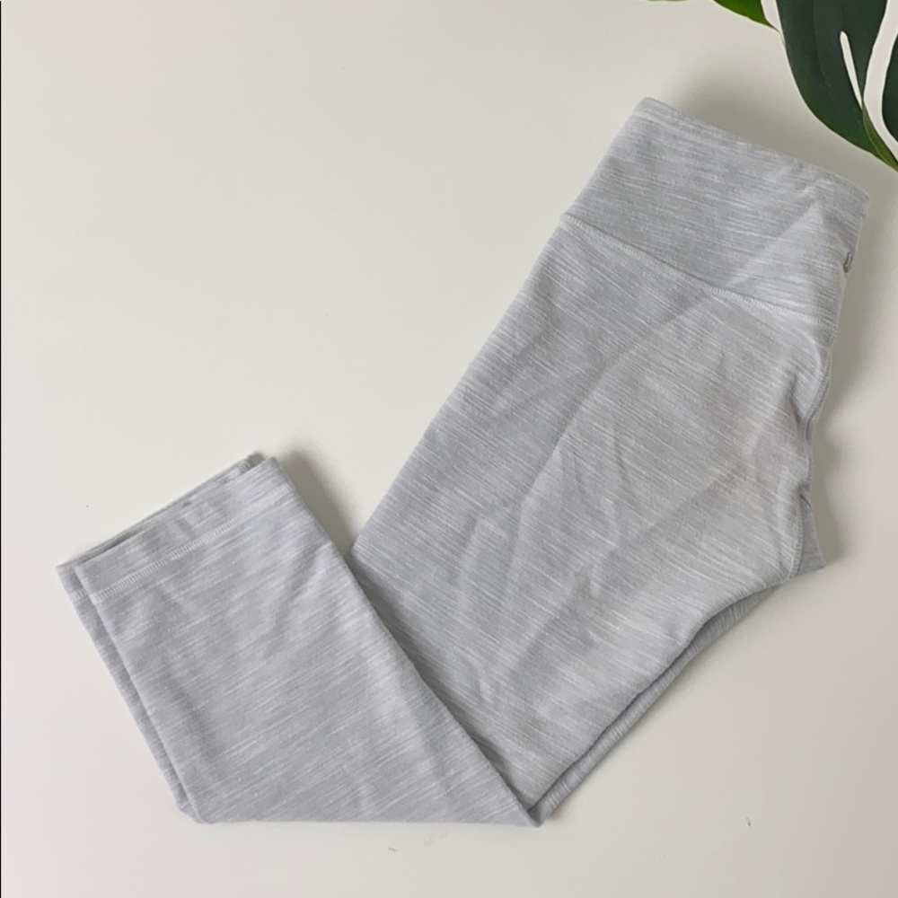 Lululemon | White denim wunder under crops | 4